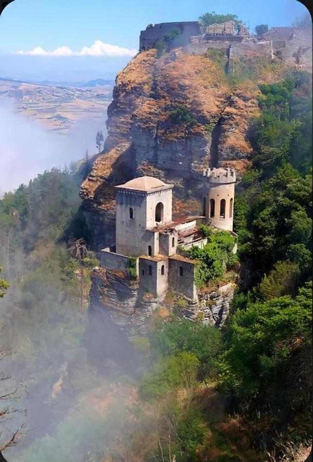 Casa Vacanze Ulisse Trapani Dış mekan fotoğraf